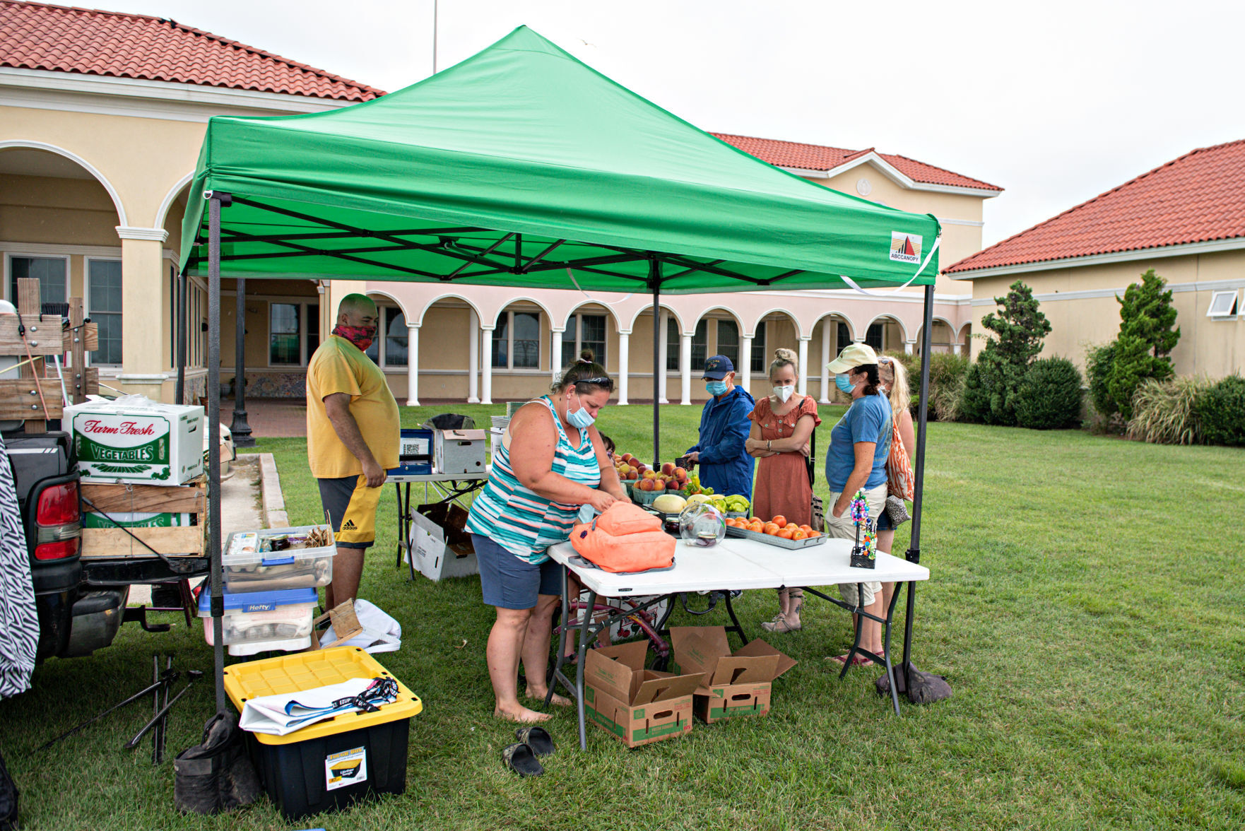 081320_nws_farmmarket